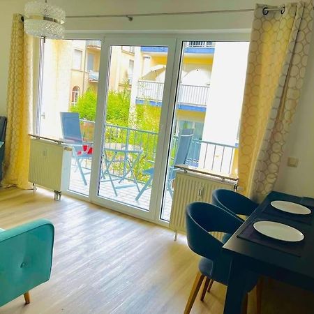 Sonniges Apartment In Ruhiger Und Zentraler Lage Pforzheim Eksteriør billede